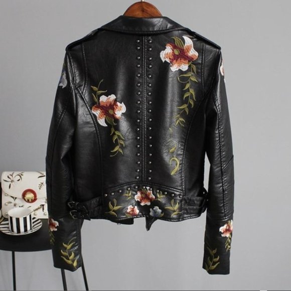 🌟Host Picks🌟 JAPANESE STYLE FLOWER EMBROIDERED FAUX - Picture 6 of 7